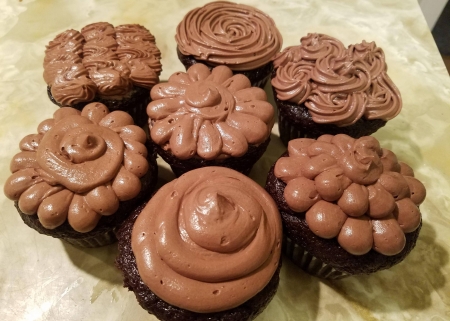 chocolate cupcakes - fun, entertainment, yummy, cool, cupcakes, food