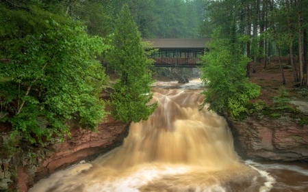 Horton Covered Bridge above the Falls, Winconsin - usa, nature, waterfall, bridge