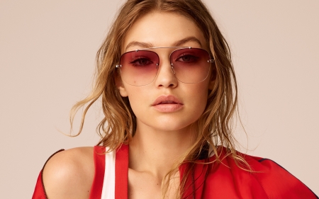 Gigi Hadid - woman, face, gigi hadid, girl, red, sunglasses, model