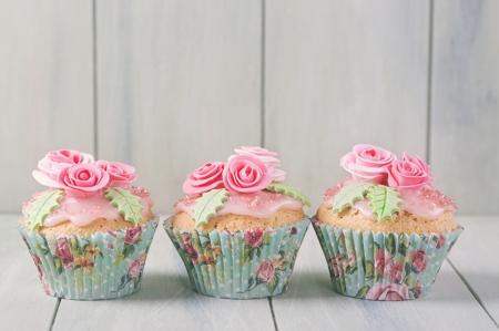 Cupcakes - three, cupcakes, sweet, roses