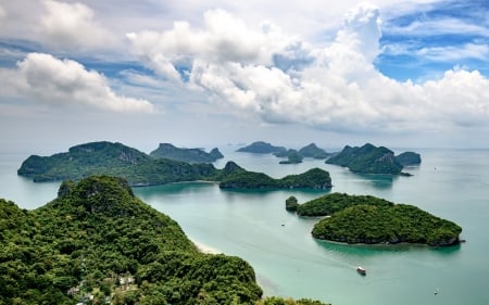 Islands in National Park, Thailand - national park, thailand, clouds, islands, sea