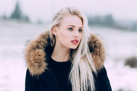 Unknown Model - woman, gorgeous, snow, blonde, model, babe