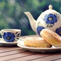 Tea And Doughnuts