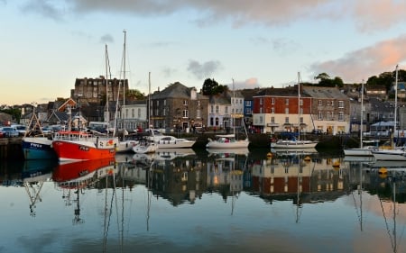 Port in Padstow, Cornwall, England - boats, England, water, houses, reflection