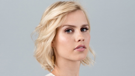 Claire Holt - Claire Rhiannon Holt, The Originals, beautiful, Australian, blonde, The Vampire Diaries, actress, gorgeous, woman, model, Claire Holt