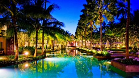 Resort - resorts, reflection, thailand, water, palms, hotel