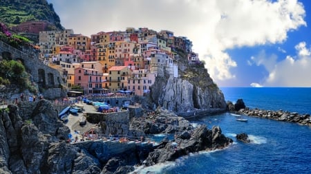 Manarola, Liguria, La Spezia, Italy - nature, ocean, houses, mountains, italy, sky