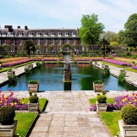 Gardens Fountain