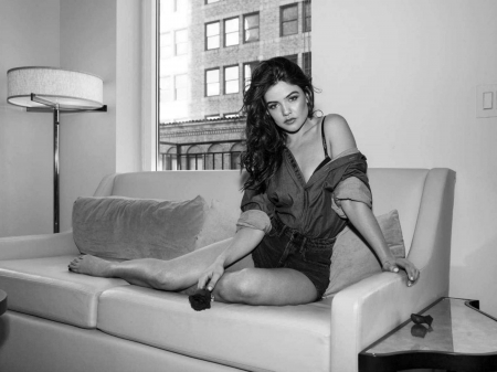 Danielle Campbell - actress, sofa, danielle campbell, black white, 2018, wallpaper, model, legs, campbell, beautiful, danielle