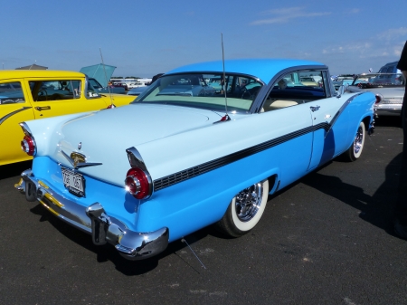 Car show 2018 Sweden - car, summer, blue, car-show, sky