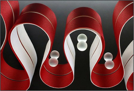 red,black and withe - abstract, black, white, red, pearl