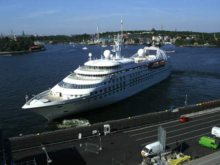 Seabourn Pride - white, water, party, blue sky