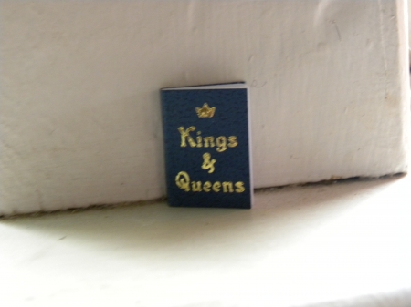 kings and queens - fairies, gold, blue, book