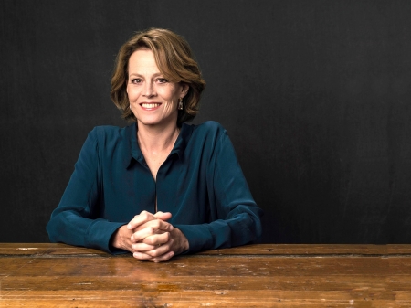 Sigourney Weaver - beautiful, Sigourney, 2018, actress, Sigourney Weaver, smile, model, Weaver, wallpaper