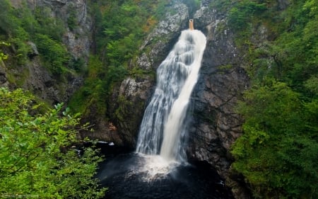 Falls of Foyers - Scotland - scottish highlands, falls of foyers, scotland, scottish waterfalls