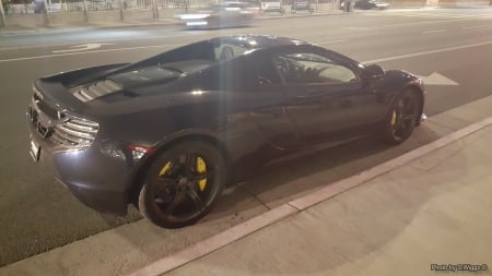 McLaren MP4-12c @ Night - sports car, mp4, los angeles, night, mclaren