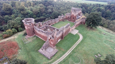 Bothwell Castle - Lanarkshire - Scotland - bothwell castle, south lanarkshire, scottish castles, castles, scotland