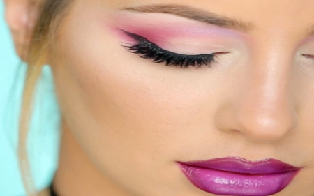 Fuschia  Lips and Pink Eyes - fuschia, fushiia, pink, lips, eyes