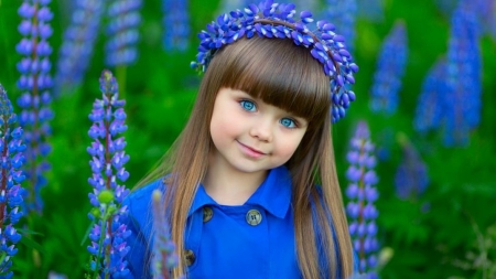 Little Girl - girl, pretty, blue eyes, smile, wreath, flowers