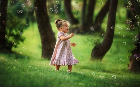 Little Girl - Garden, Girl, Joy, Bubbles