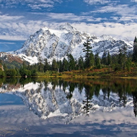 Lake mt reflection