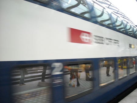 Train - train starion, window, windows, photography, movement, station, moment, fast, train, s-bahn