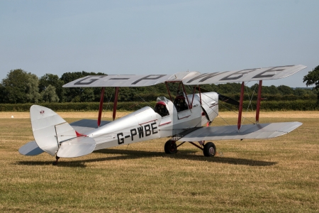 de Havilland DH82 Tiger Moth Biplane - aircraft, tiger moth, biplane, de havilland