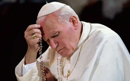 Saint Pope John Paul II - saint, john paul ii, prayer, pope, rosary