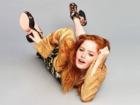 Ellie Bamber - actress, 2018, wallpaper, heels, ellie bamber, model, bamber, beautiful, ellie, dress