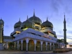 Masjid Kristall Mosque