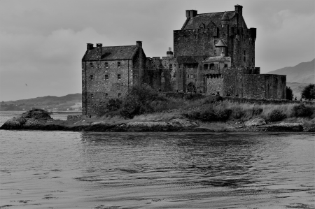 Eilean Donan Castle - Scotland - Eilean Donan Castle, Scottish Castles, Scotland, Scottish Highlands, Loch Duich