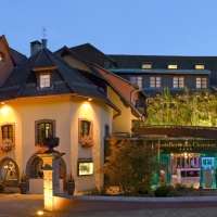 Hotel des Chateauax at Night