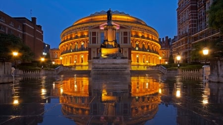 Royal Albert Hall in London - building, london, albert hal, hall, royal albert hall, concert