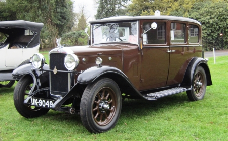 1929 hillman 14 - car, vintage, british, hillman, grass