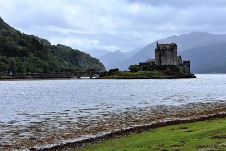 Eilean Donan Castle - Scotland - scottish castles, scottish highlands, eilean donan castle, scotland