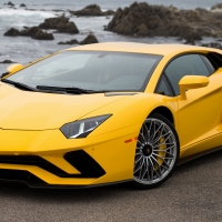 2017 Lamborghini Aventador LP-740 S