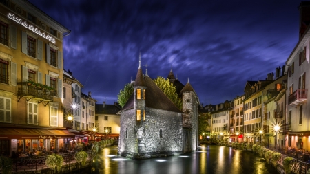 Hotel Du Palais in France - Du Palais, France, Building, Hotel