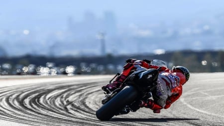 Ducati GP 2018 - moto gp, pilot, race, ducati