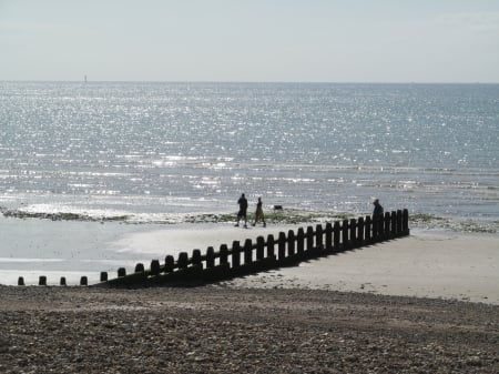 Breakwater Sparkle - Breakwaters, Littlehampton, Seasides, Beaches, UK, Sussex, Sunlight