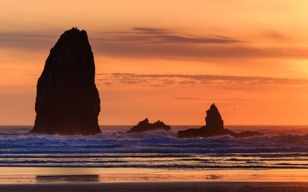 Sunset at Cannon Beach - fun, sunset, nature, beach, ocean, cool