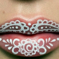 NEW Lace Lip Art