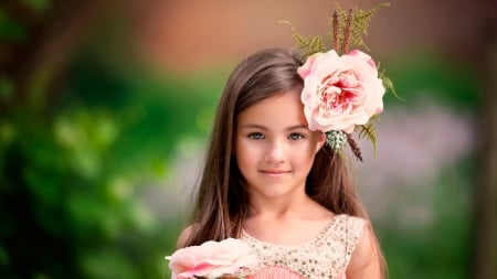 Little Girl - face, flower, blur, smile, girl