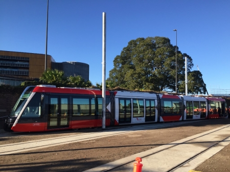 citadis xo5 tram in sydney - building, street, tram, citadis, sydney