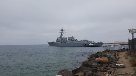 USS William P. Lawrence (DDG 110)