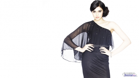 Adah Sharma 25 - wallpaper, adah sharma, people, celebrity