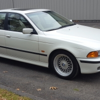 2000 BMW 528i