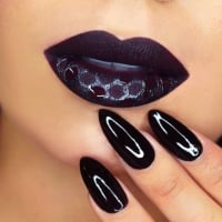 Honeycomb Lip Art