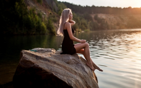 On the rock - beauty, girl, sea, blonde