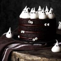 Halloween Ghost Cake