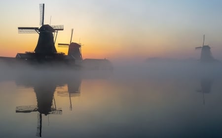 Windmills in Holland